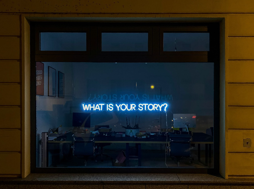 Online storytelling: The intersection of branding and marketing