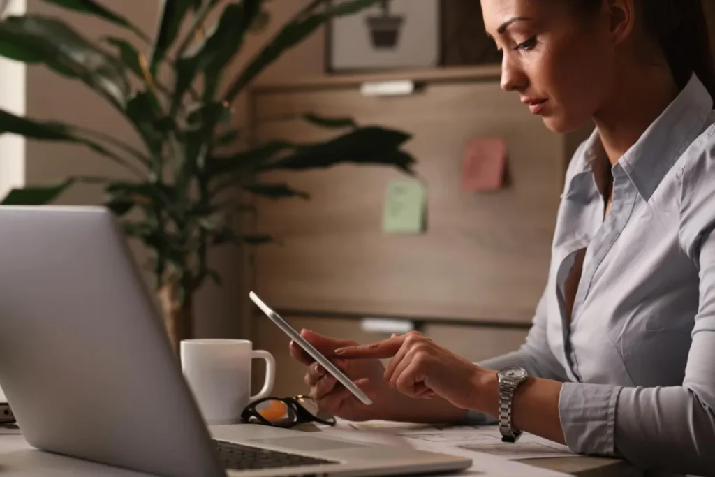 woman writing an email that will get opened.